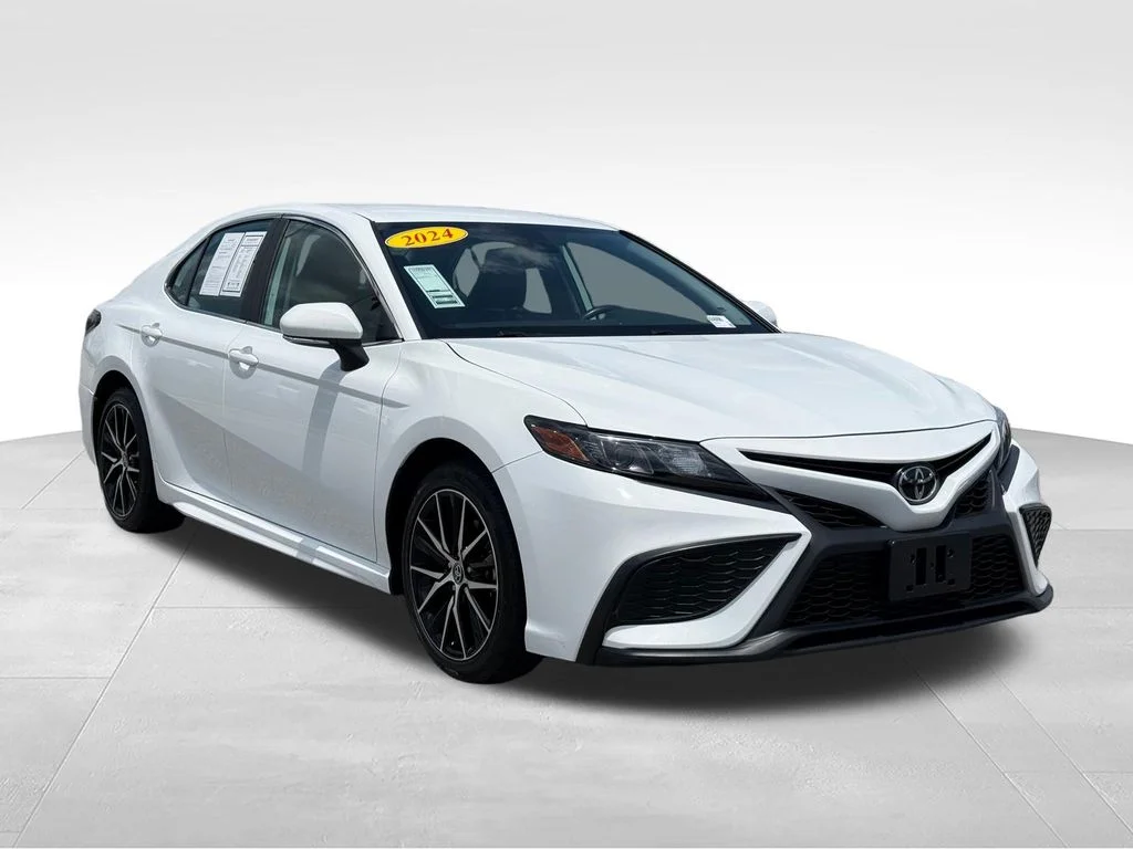 Used 2024 White Toyota SE image 30