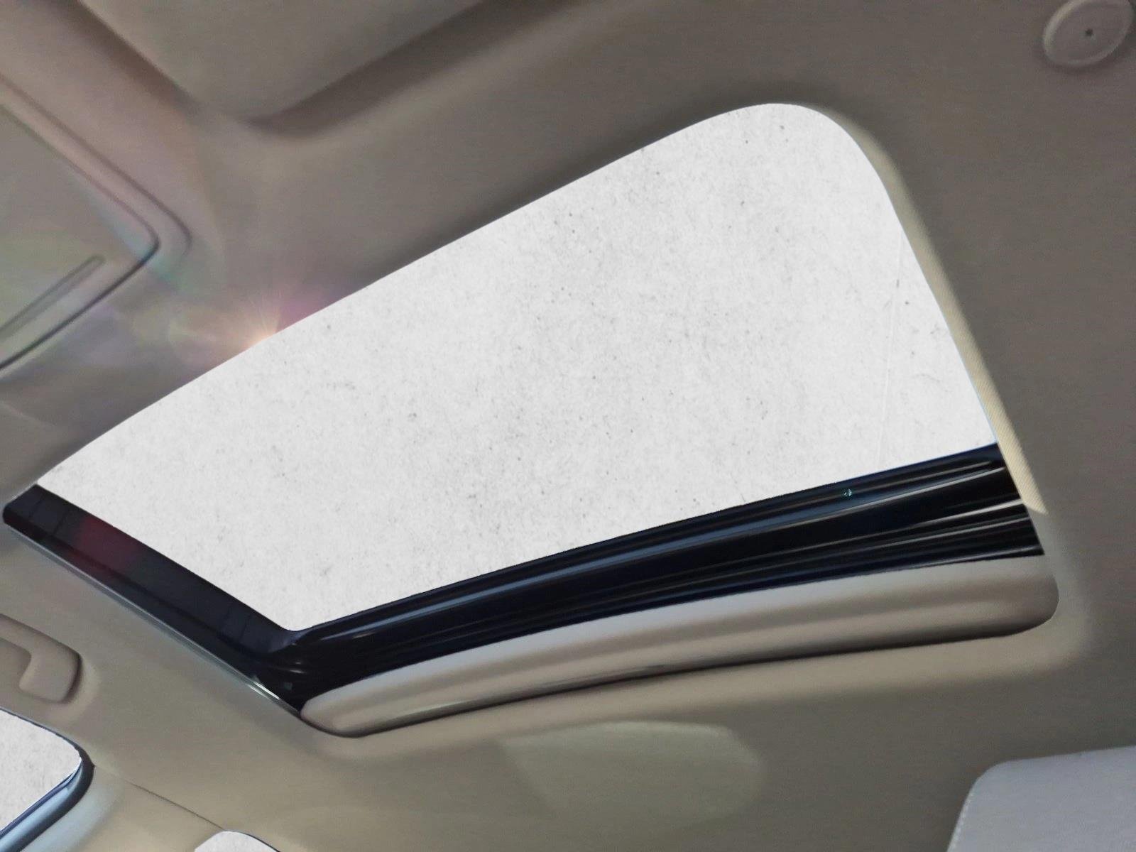 Used 2025 Platinum White Pearl Honda SE image 15