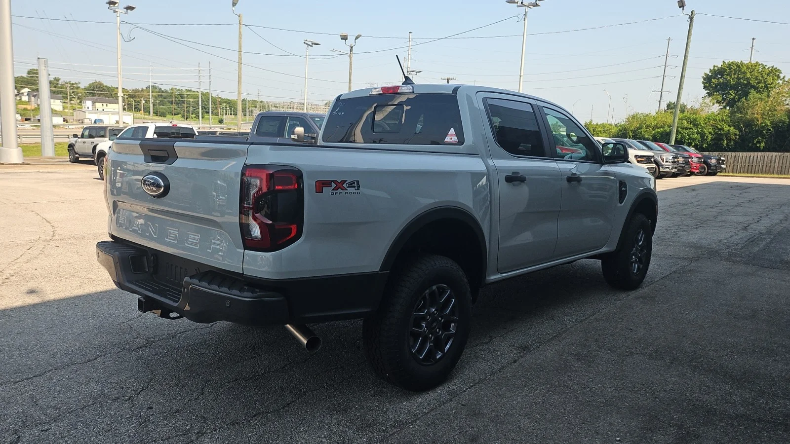 New 2026 Avalanche Ford XLT 4WD image 5