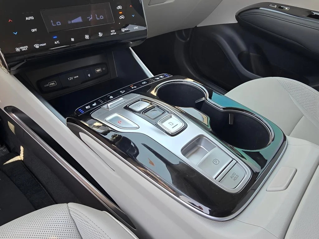 Used 2024 Amazon Gray Hyundai Limited image 19