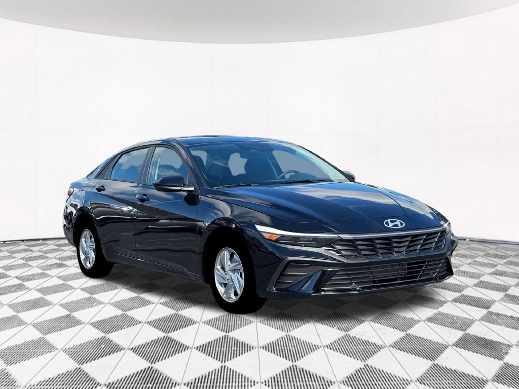 New 2026 Black Hyundai SE image 17