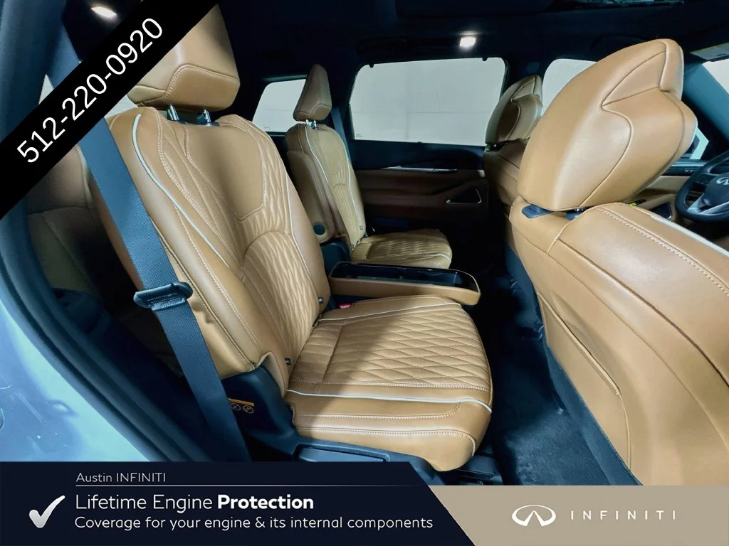 New 2027 White INFINITI Autograph image 37