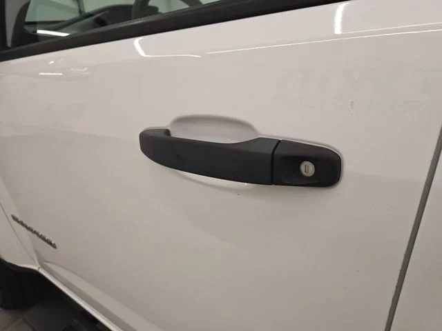Used 2016 Summit White Chevrolet Work Truck image 20