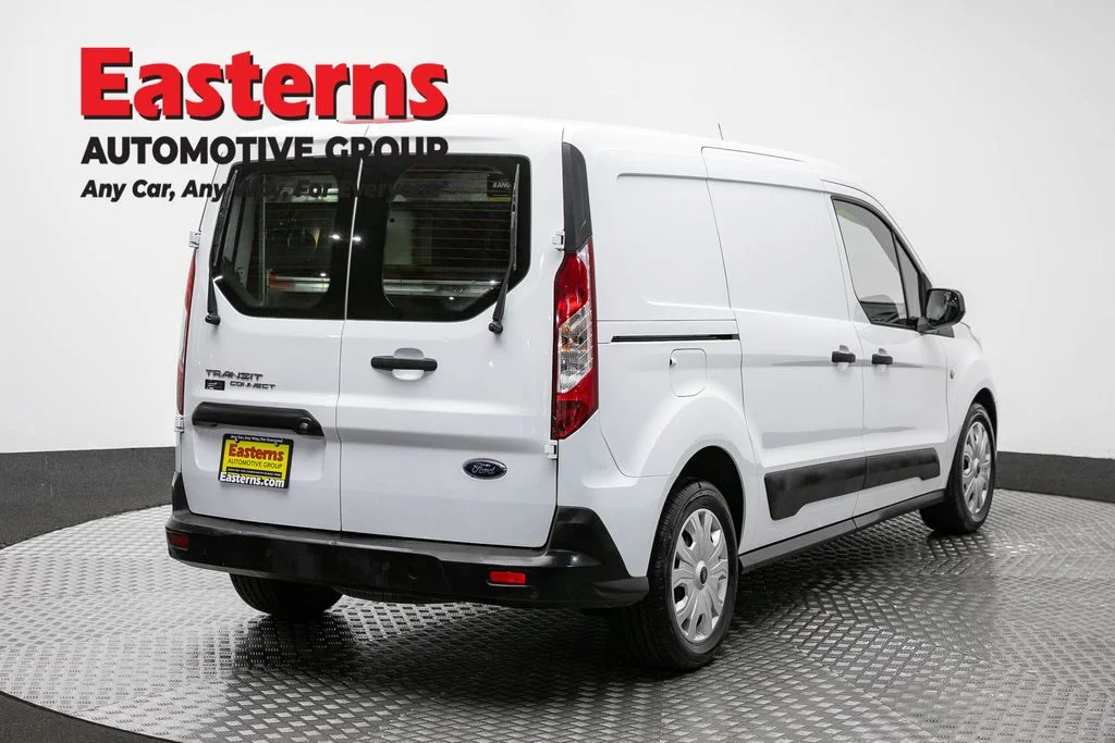 Used 2022 White Ford XLT image 5