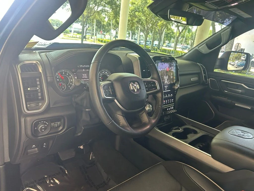 Used 2020 Blue Ram Laramie image 7
