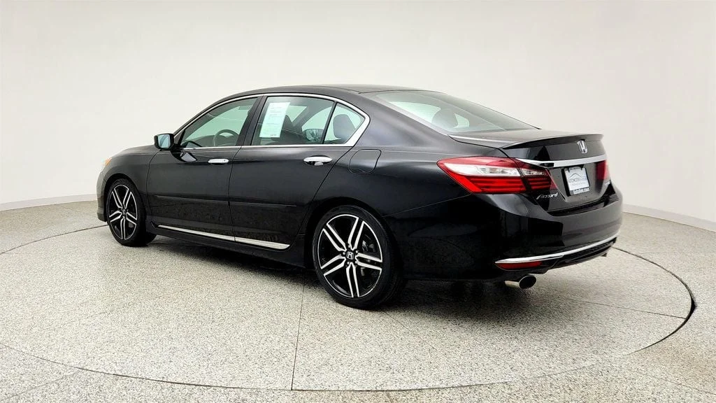 Used 2016 Crystal Black Pearl Honda 4dr I4 CVT Sport w/Honda Sensing image 7