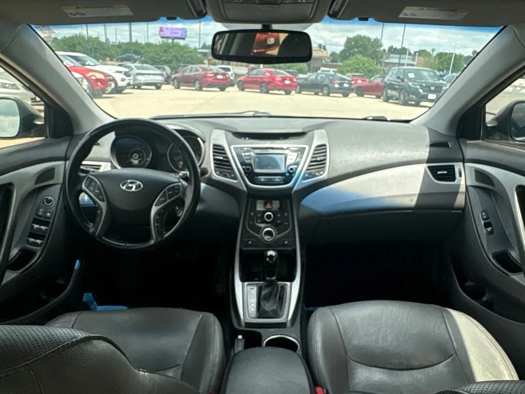Used 2015 Shale Gray Metallic Hyundai Limited image 29