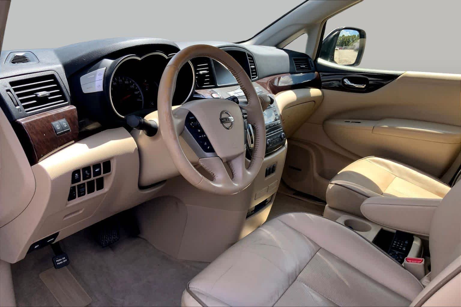 Used 2013 Titanium Beige Nissan LE image 17
