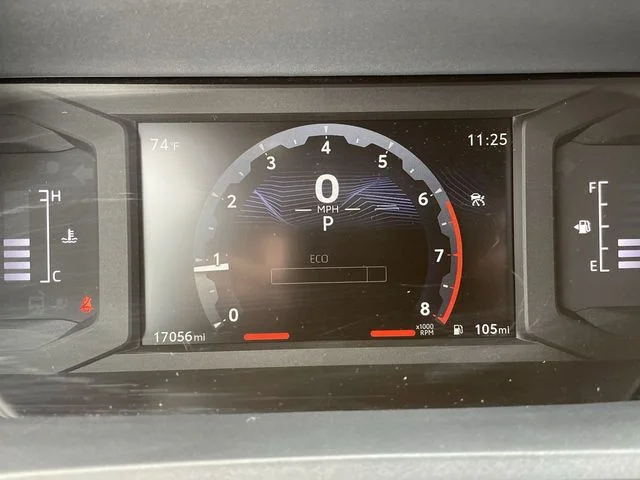 Used 2025 White Toyota SR5 image 15