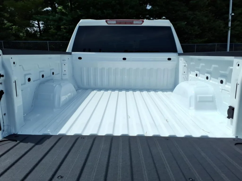 New 2026 Summit White Chevrolet LT image 5