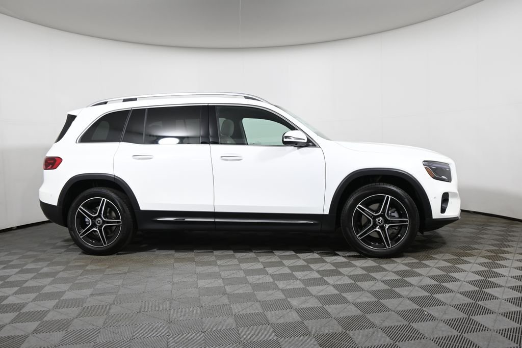 Used 2026 Polar White Mercedes-Benz GLB 250 image 8
