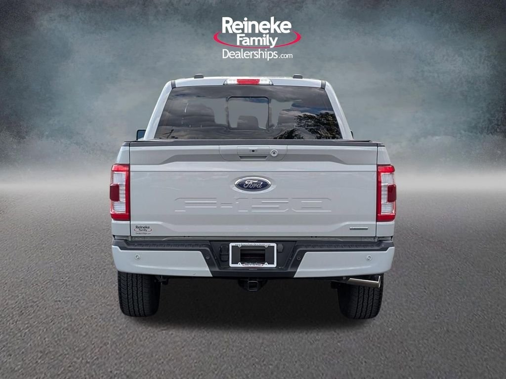 Used 2023  Ford Lariat image 6