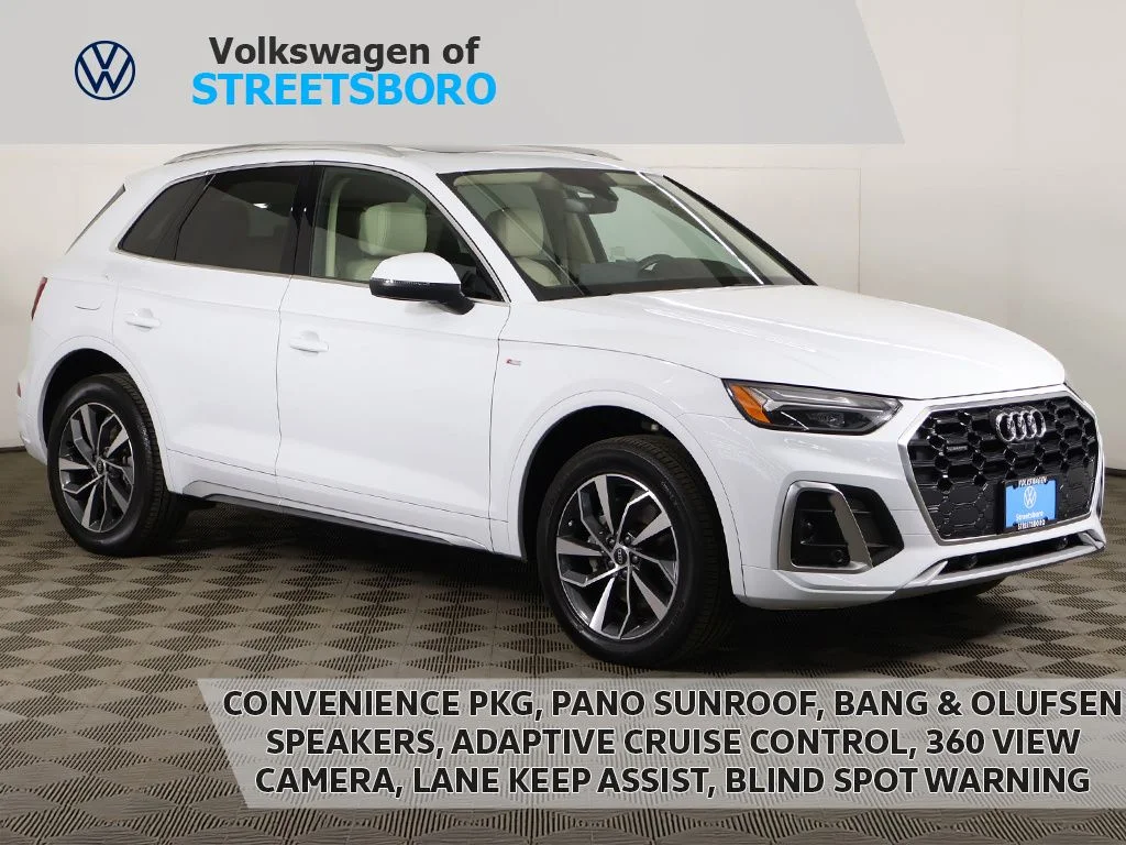 2023 Audi Q5 45 Premium Plus's photo