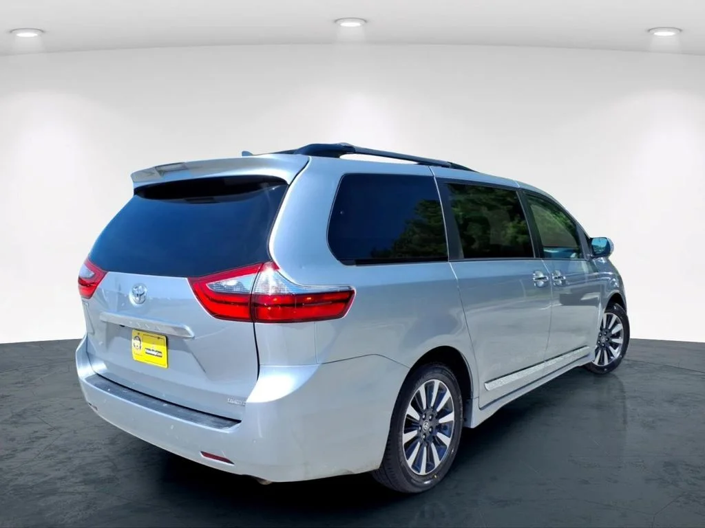 Used 2020 Silver Toyota Limited Premium image 6