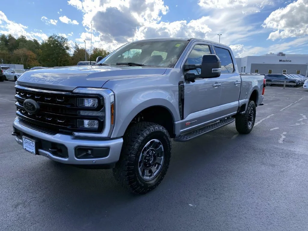 Used 2024 Silver Metallic Ford Lariat image 8