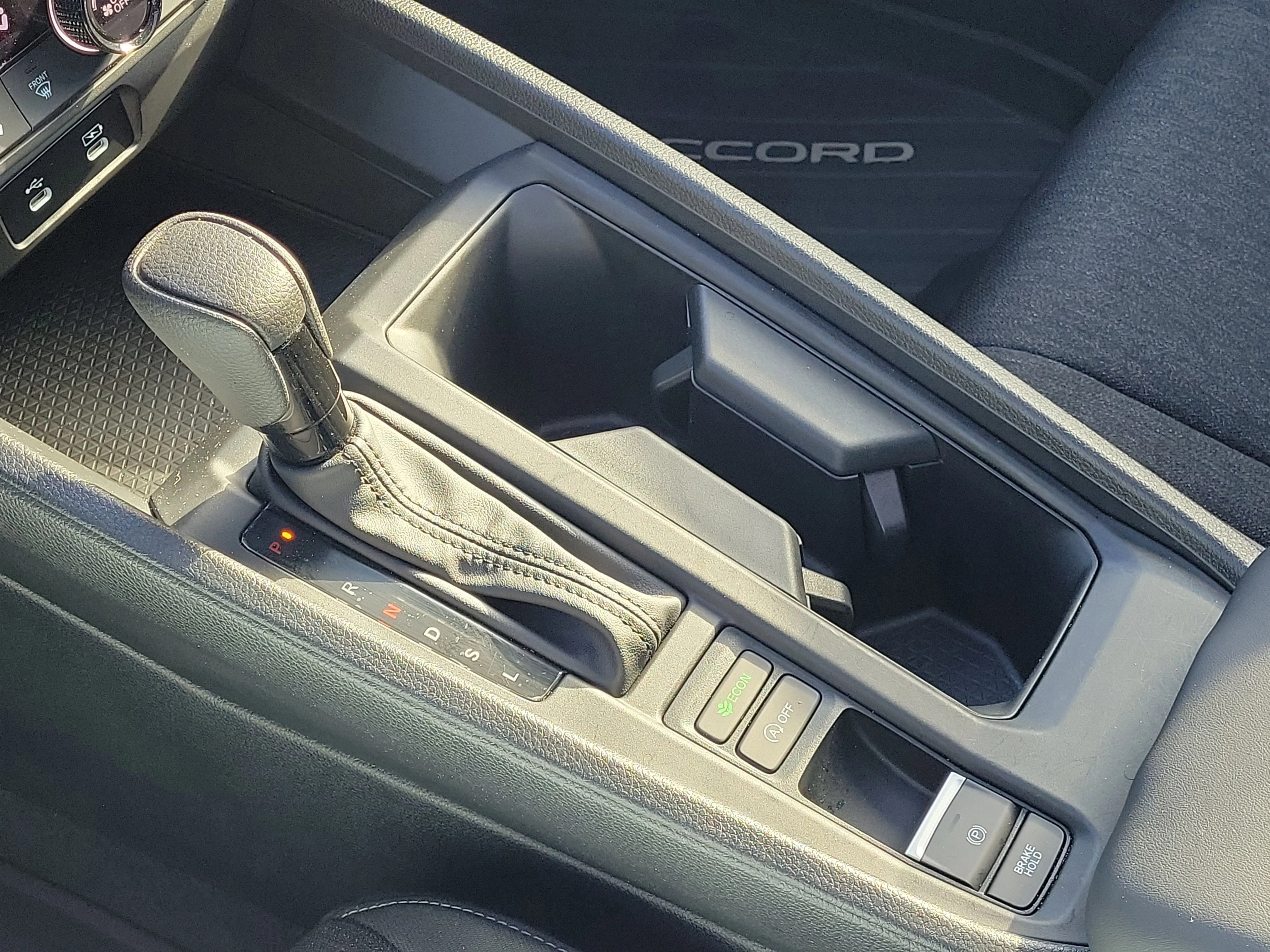 2025 Honda Accord SE - Photo 27