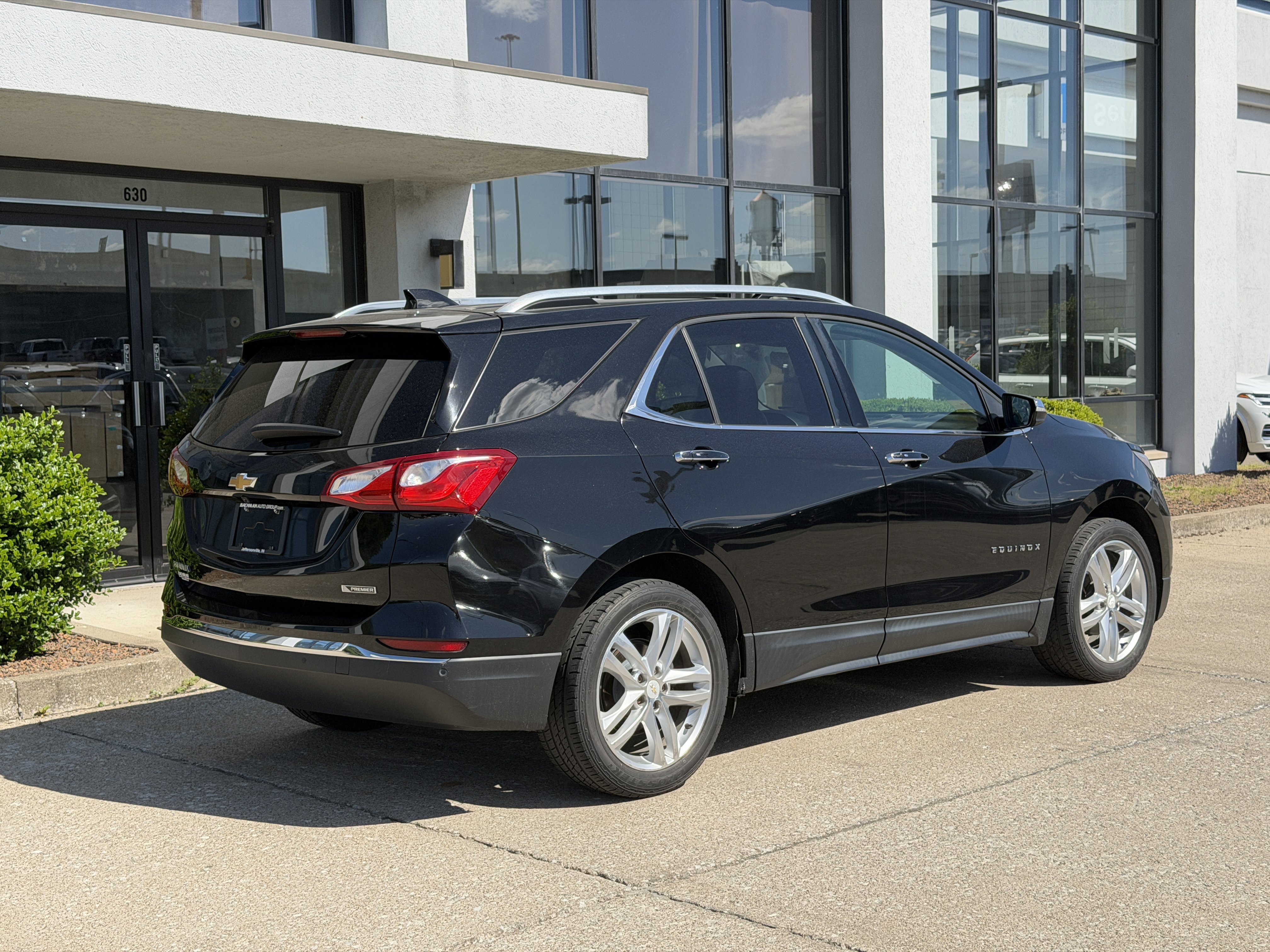 Used 2018 Mosaic Black Metallic Chevrolet Premier image 3
