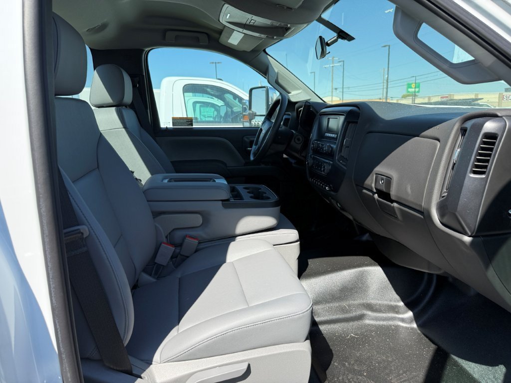 New 2024 Summit White Chevrolet Work Truck image 18