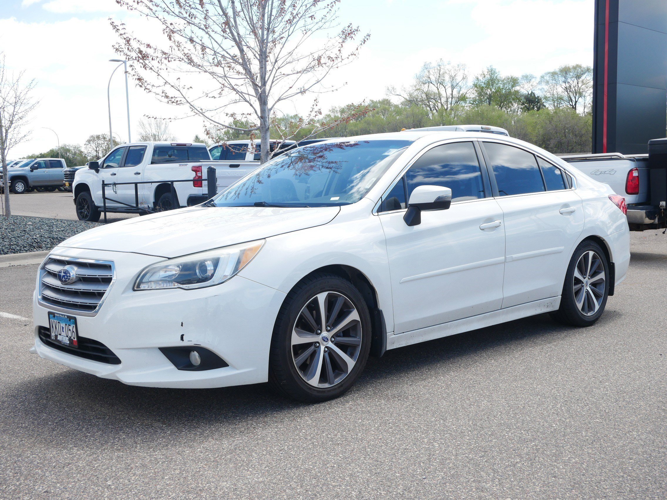 Used 2016 Subaru Legacy 2.5i Limited with VIN 4S3BNBJ64G3034105 for sale in Brooklyn Center, Minnesota