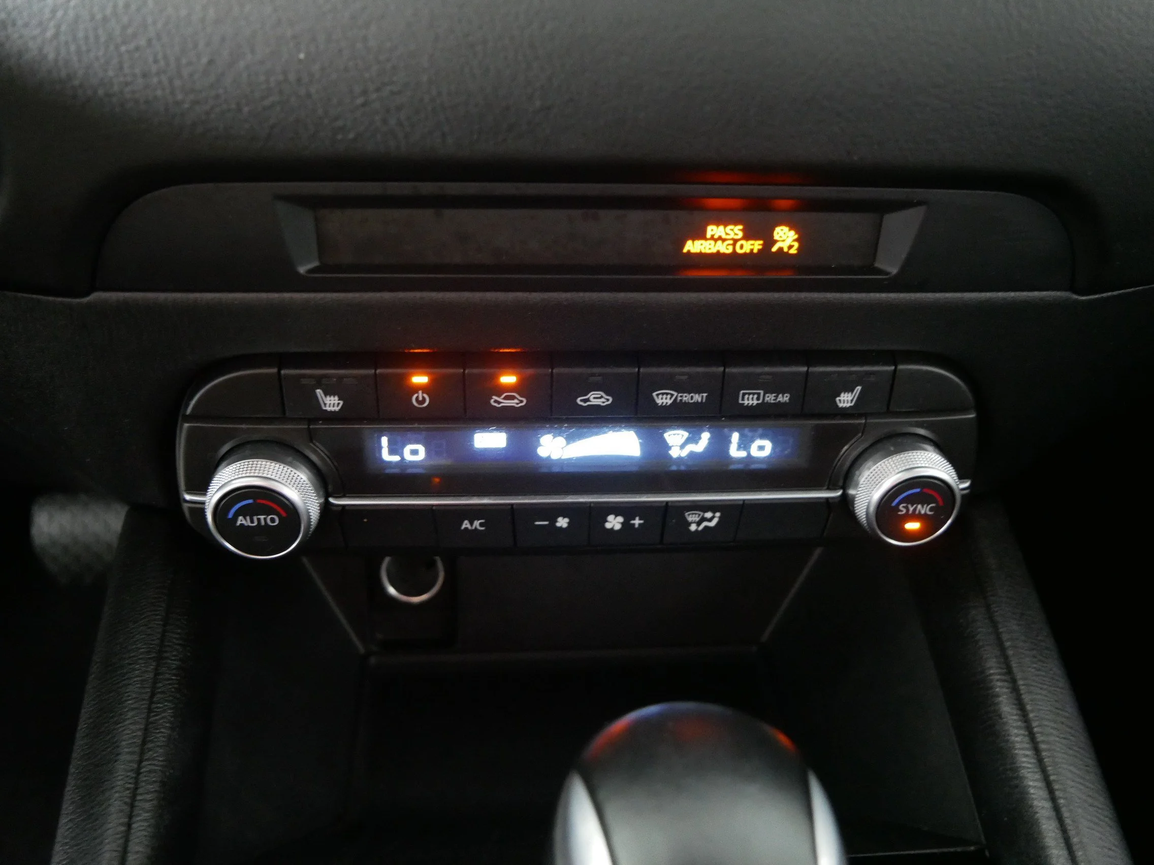 Used 2025 Rhodium White Metallic Mazda 2.5 S Preferred Package image 23