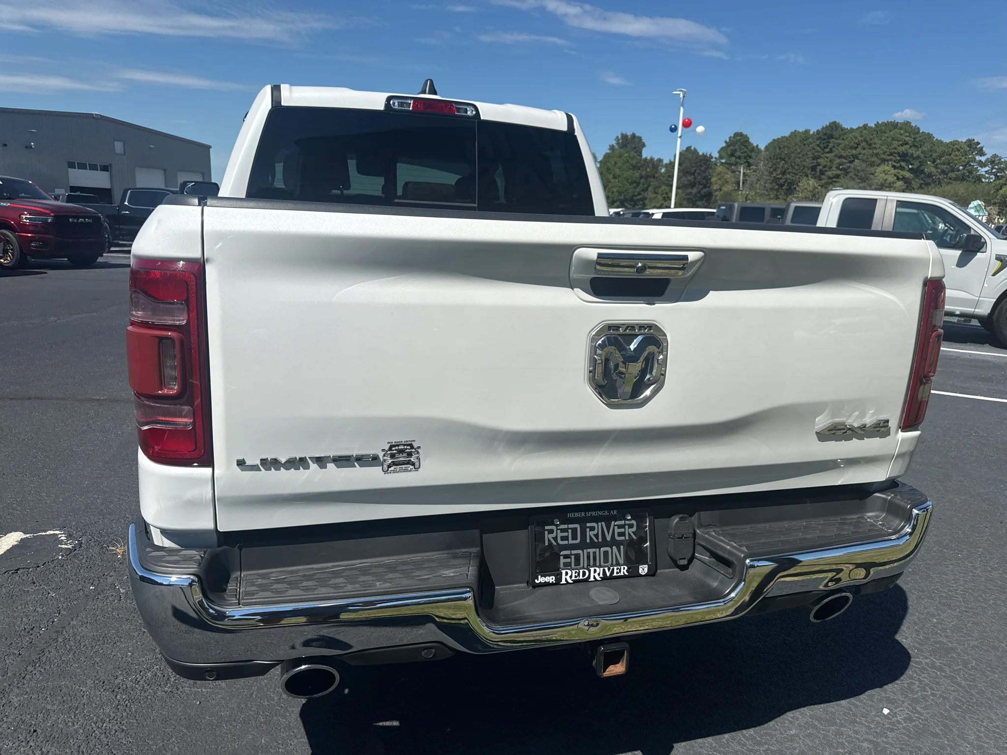 Used 2019 Ivory White Tri-Coat Pearlcoat Ram Limited image 5