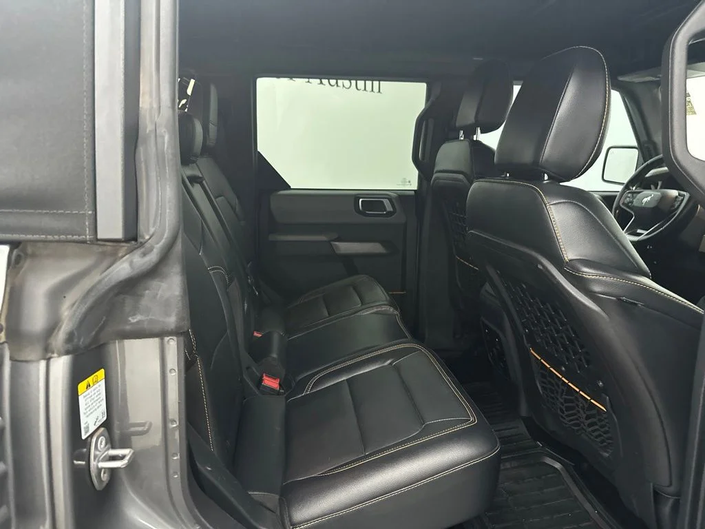 Used 2022 Gray Ford Badlands image 32
