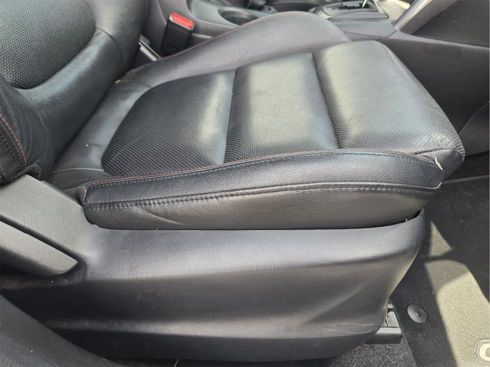 Used 2013 Liquid Silver Metallic Mazda Grand Touring image 22