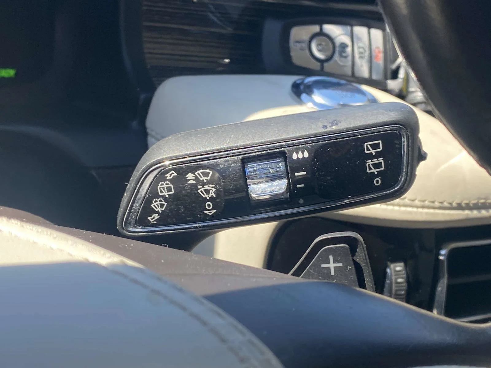 Used 2020 Gray Lincoln Black Label Grand Touring image 28