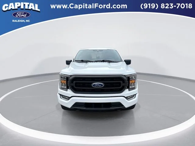 Used 2023 White Ford XLT image 3