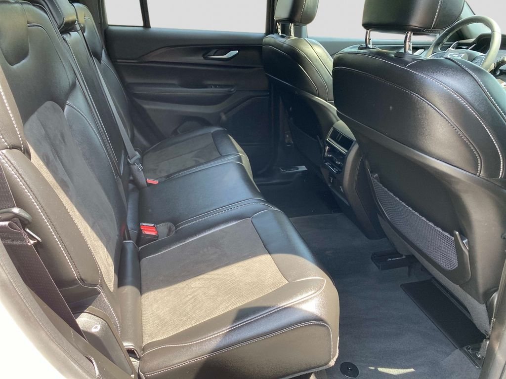 Used 2023 White Jeep Altitude X image 28