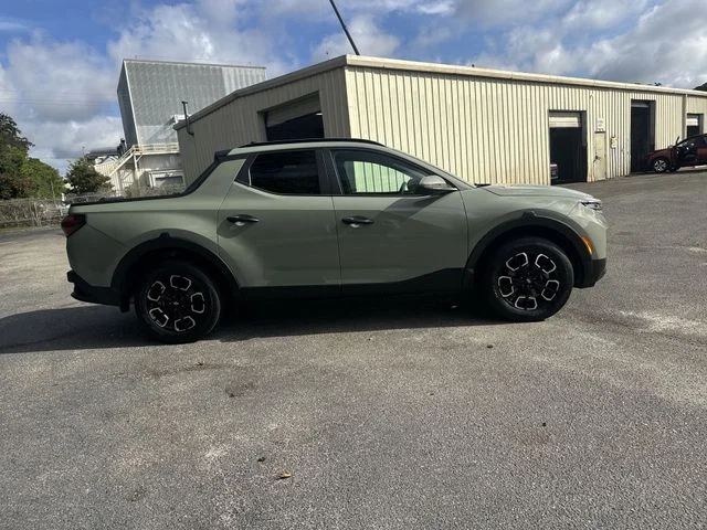 Used 2024 Green Hyundai SEL image 4