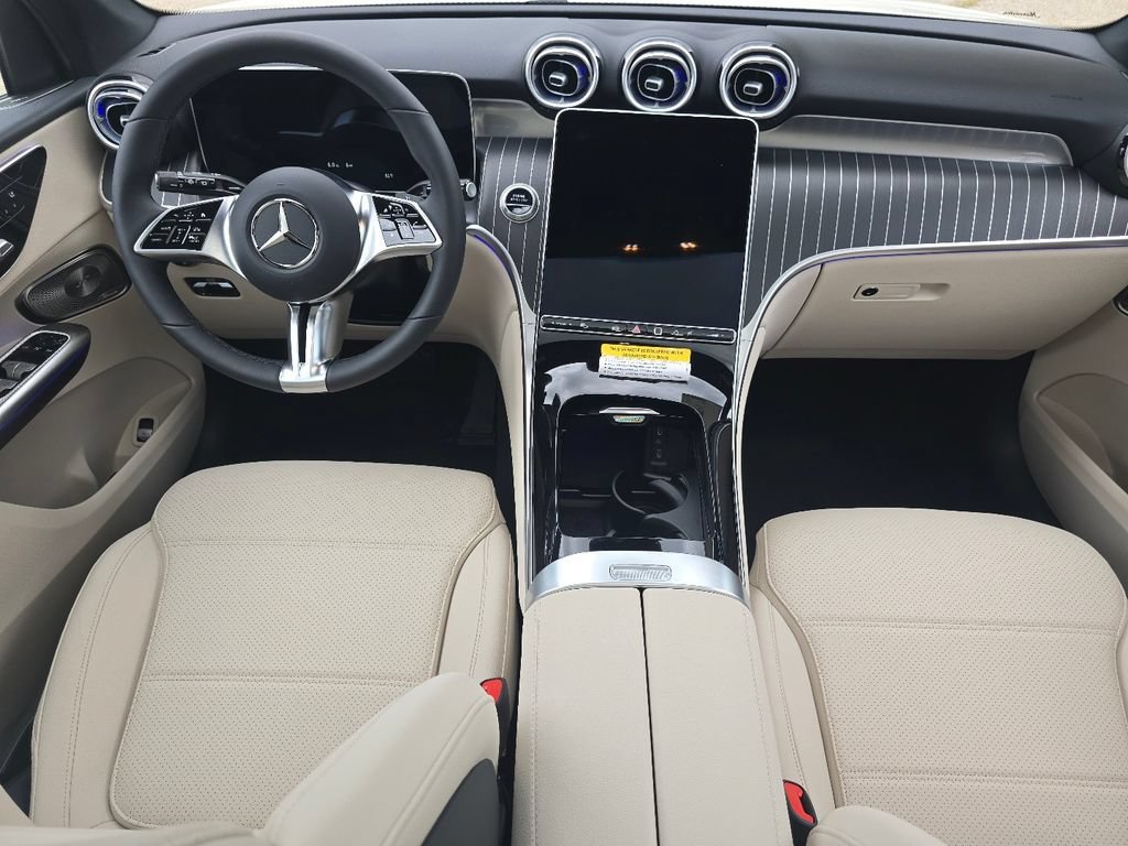 New 2027 Polar White Mercedes-Benz GLC 300 image 61