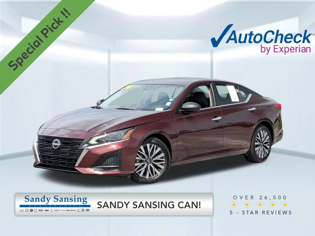 Used 2024 Red Nissan 2.5 SV image 1