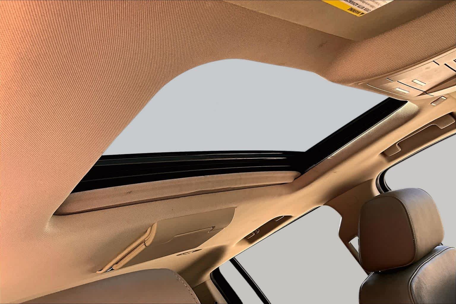 Used 2018 Iridescent Pearl Tricoat Chevrolet LT image 13