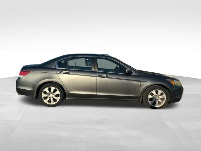 Used 2009  Honda EX-L image 4