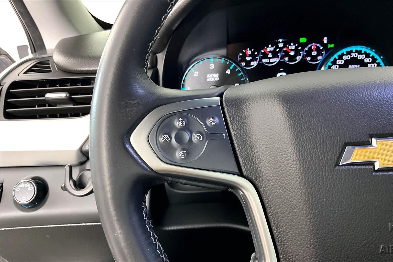 Used 2017 SILVER ICE METALLIC Chevrolet LT image 23