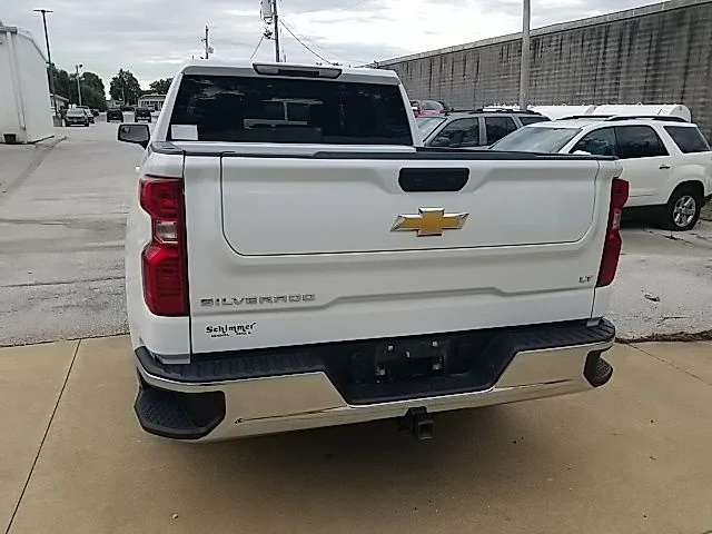 Used 2022 White Chevrolet LT image 20