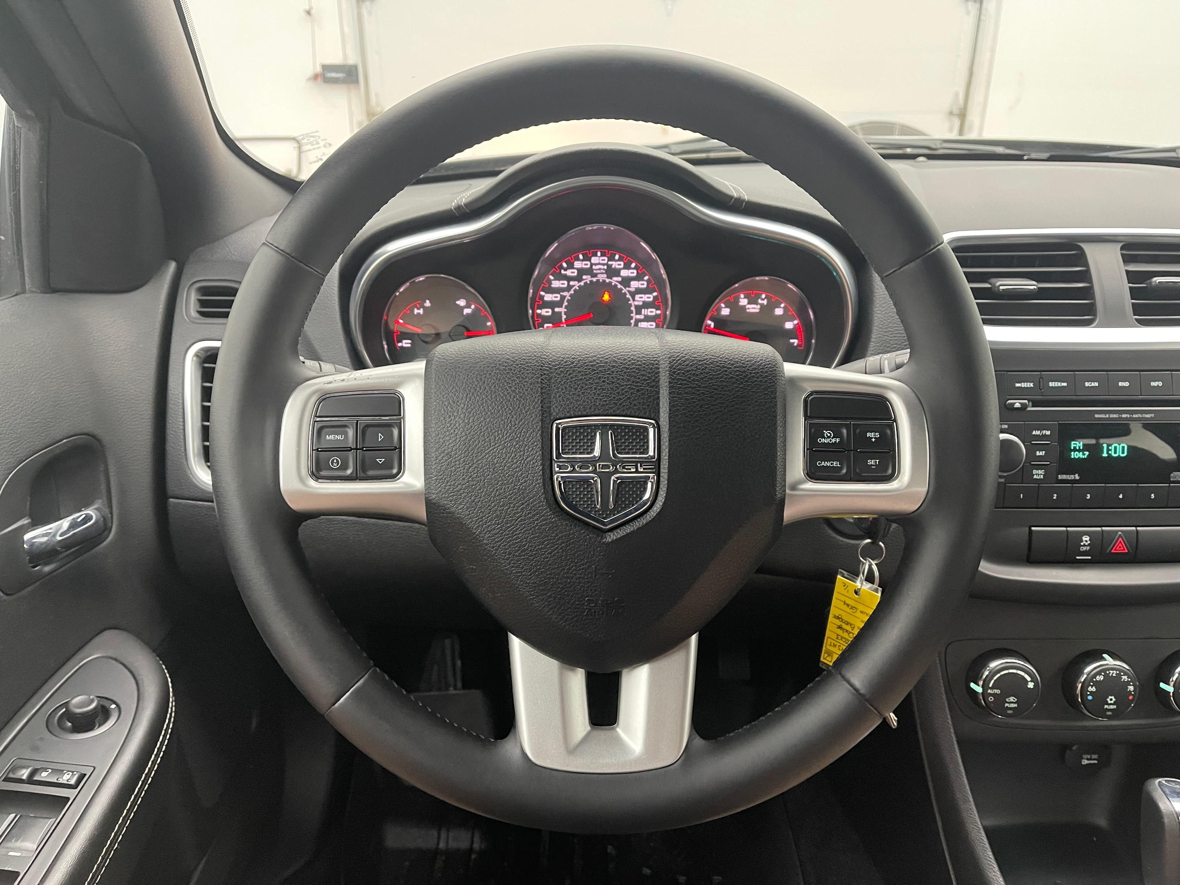 Used 2013 Mineral Gray Metallic Clearcoat Dodge SXT image 16