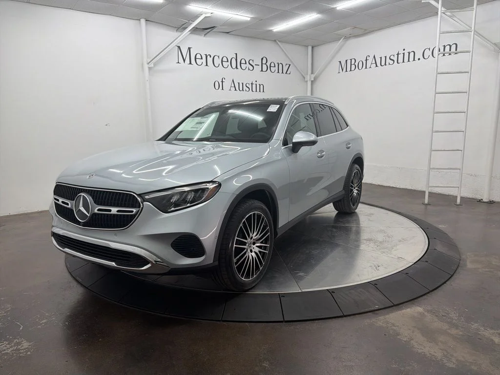 New 2026 Silver Mercedes-Benz GLC 300 image 3