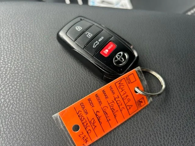 Used 2025  Toyota SE image 16
