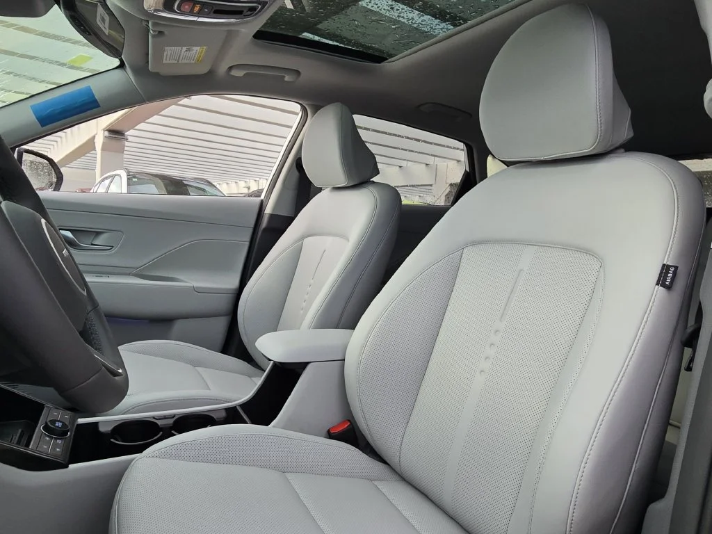 New 2027 Black Hyundai Limited image 23