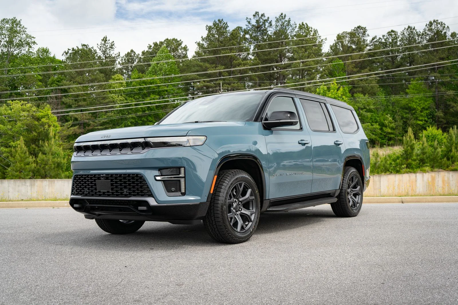 New 2026 Steel Blue Exterior Paint Jeep Upland image 3