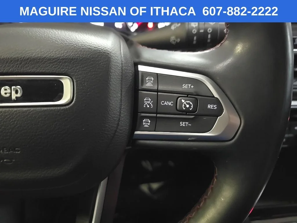Used 2022 White Jeep Trailhawk image 20