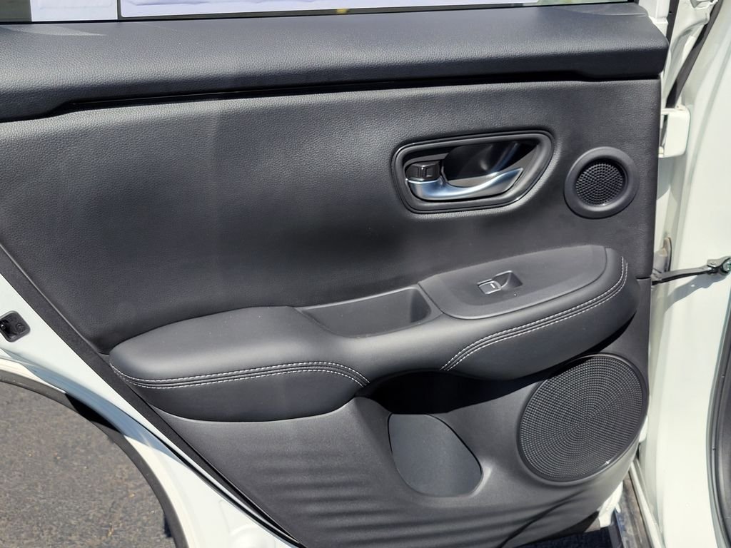 2026 Acura ADX Base - Photo 13