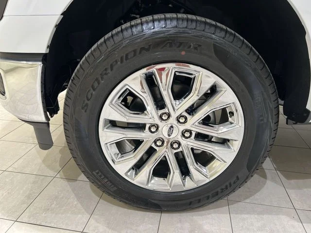 New 2026 White Ford XLT image 27