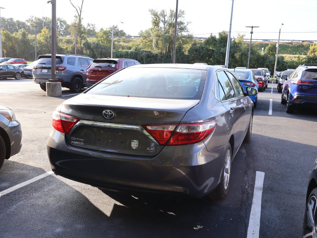 Used 2016 Gray Toyota LE image 7