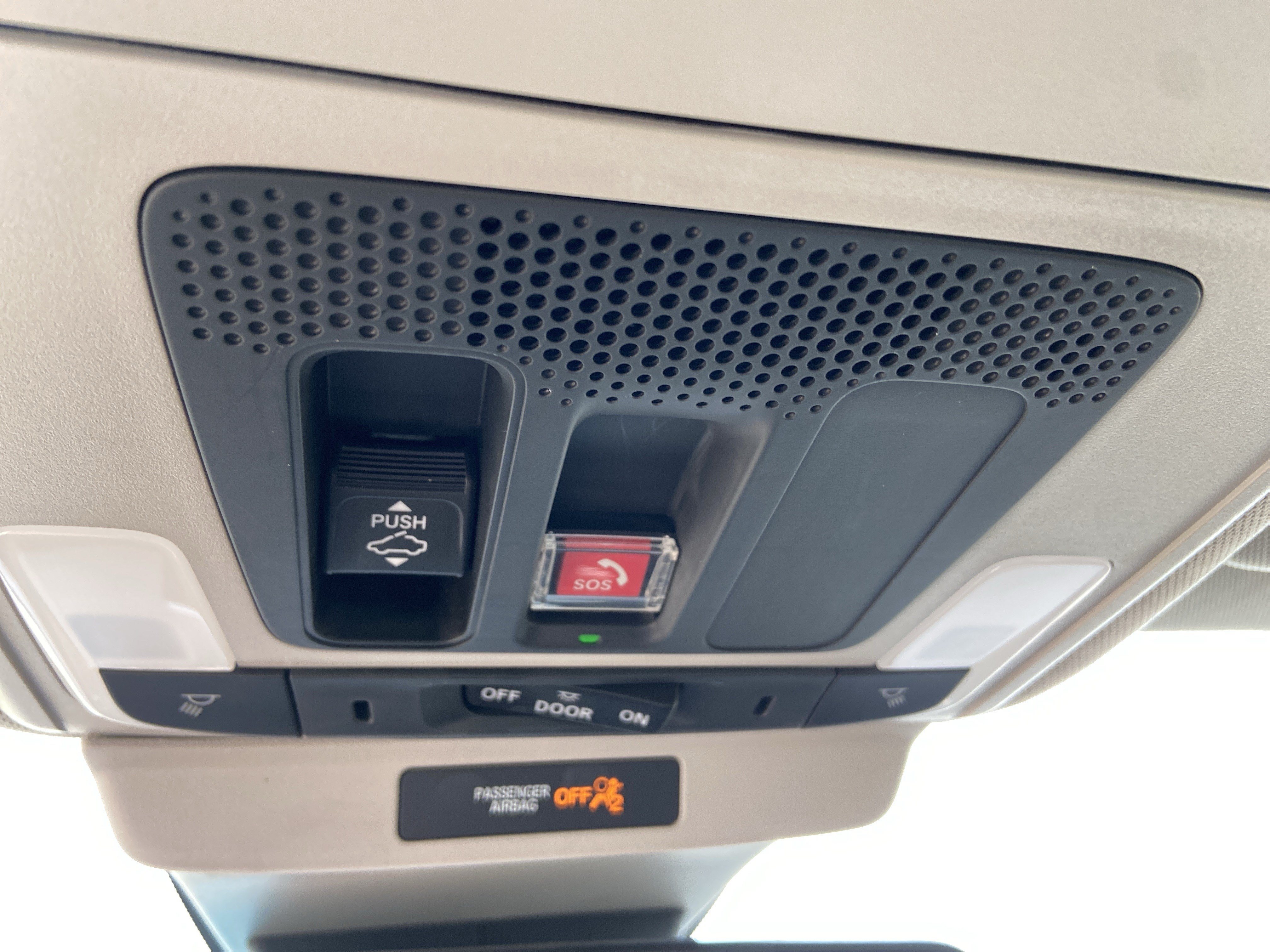 Used 2023 Urban Gray Pearl Honda Touring image 43