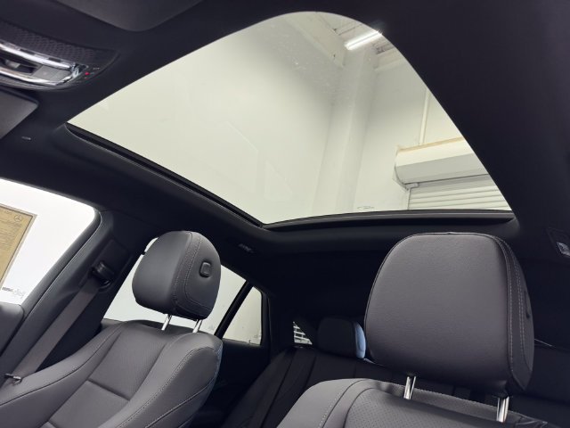 New 2026 MANUFAKTUR Alpine Grey Mercedes-Benz GLE 450 image 48