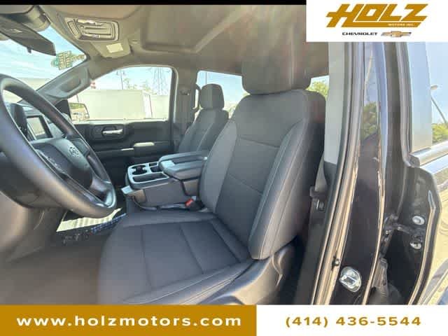 2024 Chevrolet Silverado 1500 Custom - Photo 18