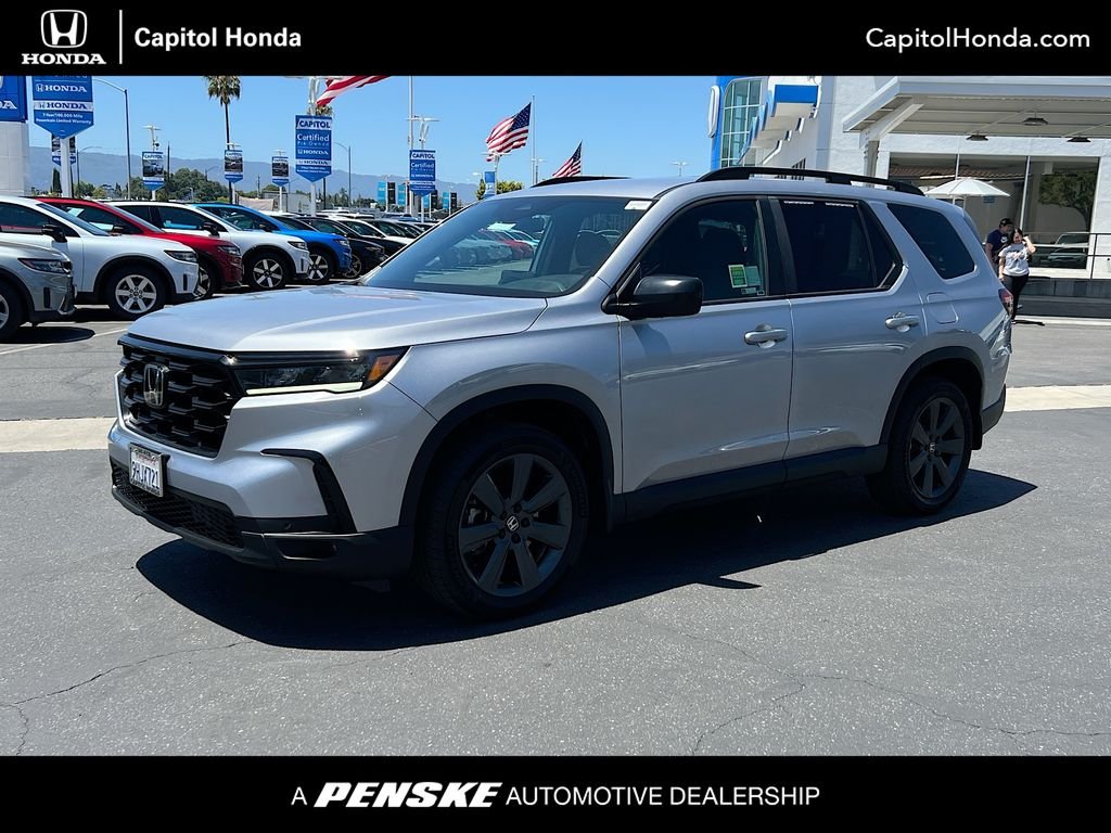 2023 Honda Pilot Sport AWD's photo